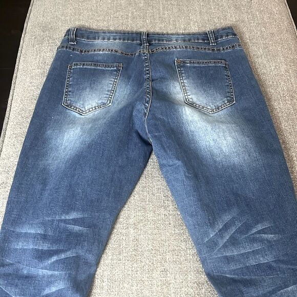 Amazon Brand High Rise Stretch Heavy Distress Skinny Jeans Medium Blue W… - Picture 7 of 12